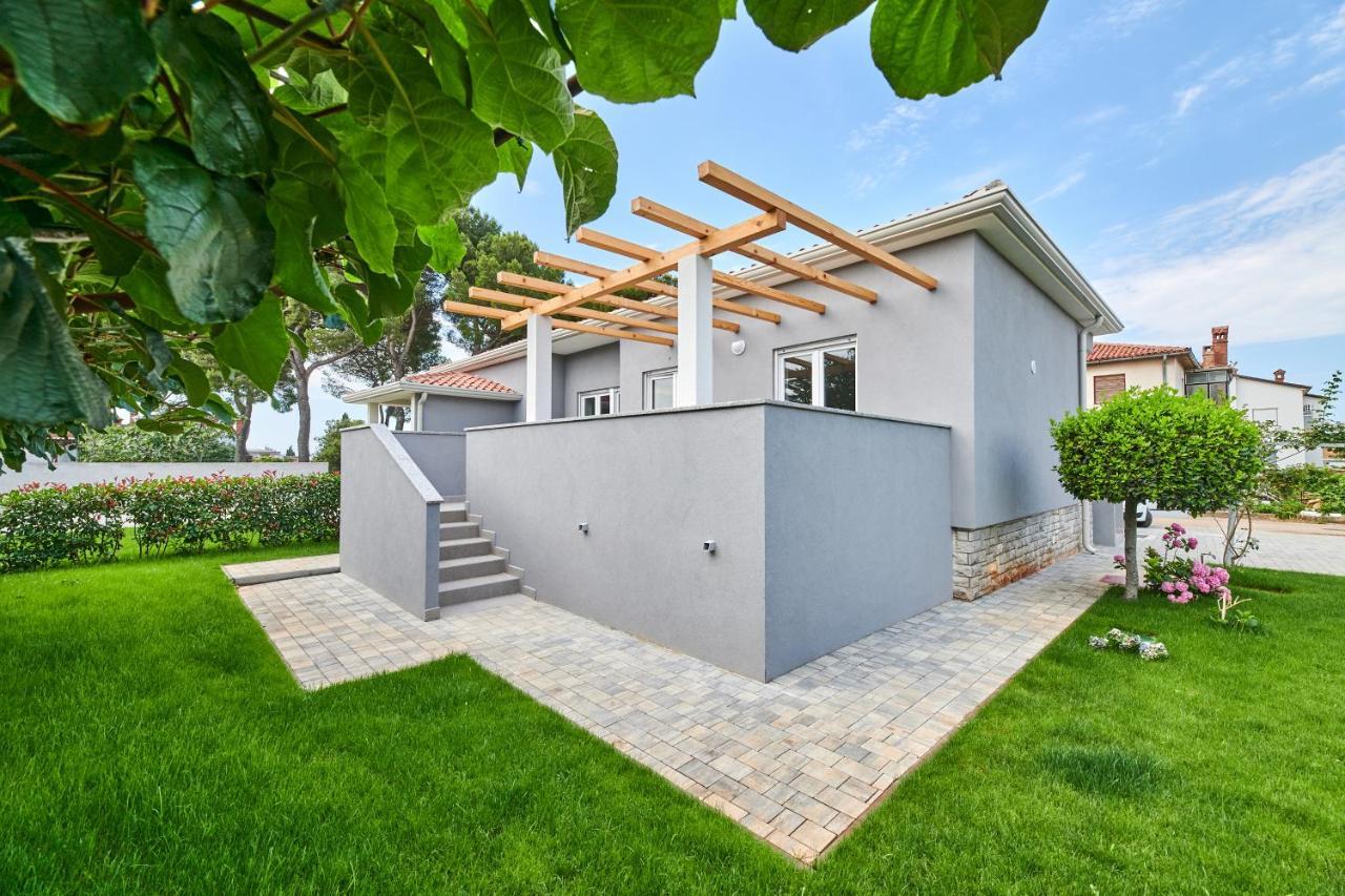 Apartmani Ivana Umag Buitenkant foto